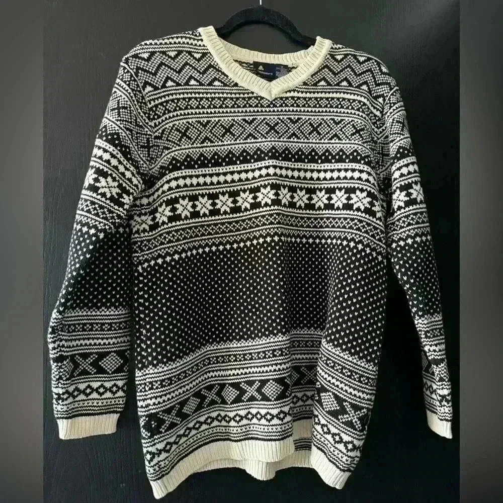 Vintage Liz sport V neck sweater small